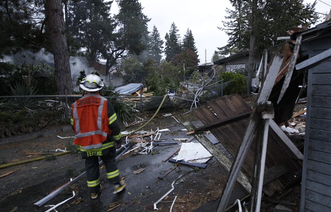 2 injured in explosion-fire in north Seattle; 24 homes evacuated by ...