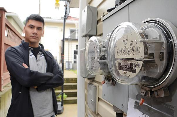 Burnaby resident refuses to accept smart meter - image
