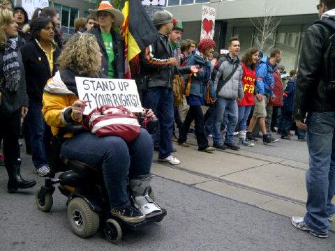 OPSEU offers support to Occupy Toronto by providing feast - image