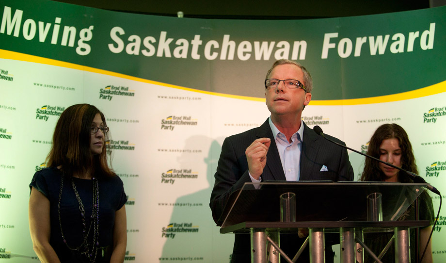 Premier Brad Wall pitches made-in-Saskatchewan carbon capture technology to US.