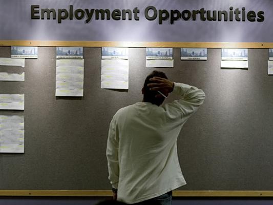 UN: Global youth unemployment rate is rising - image