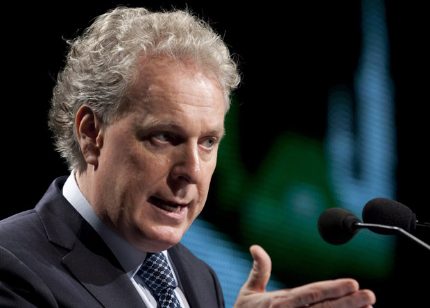 Charest under fire over federal crime legislation | Globalnews.ca