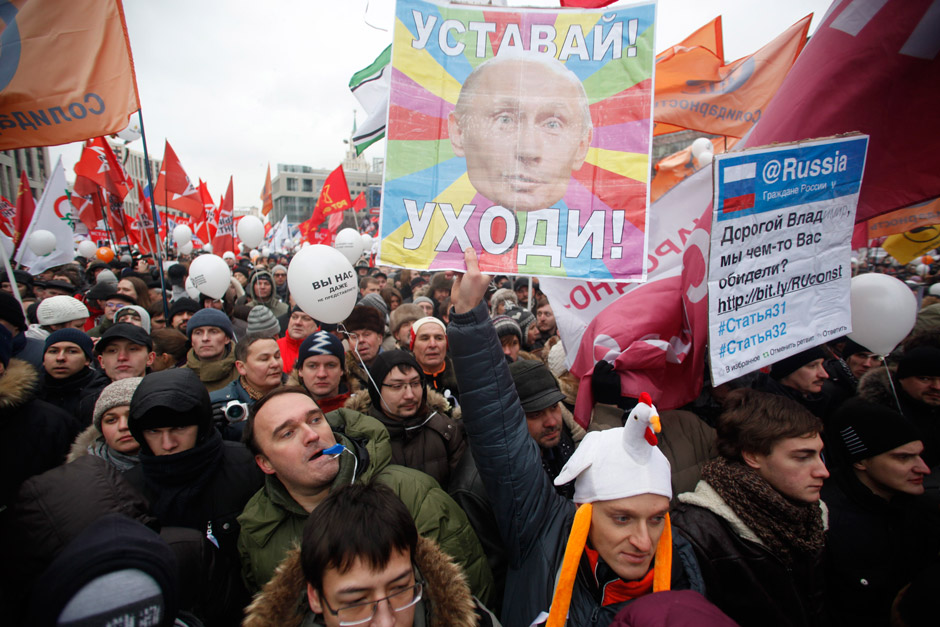 Photo Gallery: Russian protests draw tens of thousands in Moscow ...