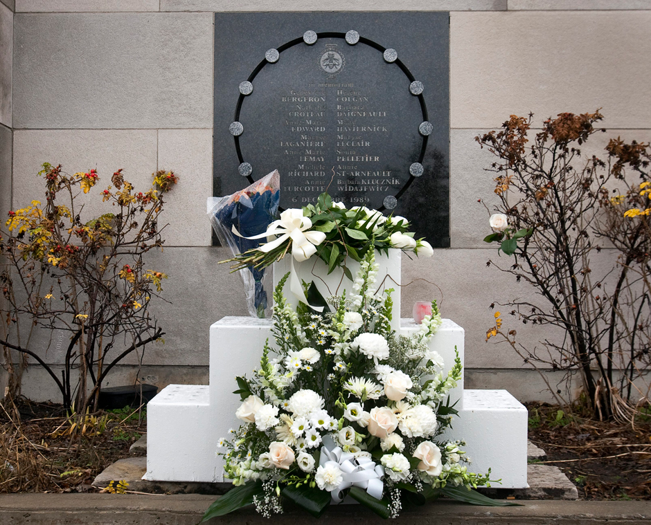 В цяла Канада се провеждат възпоменателни церемонии за отбелязване на