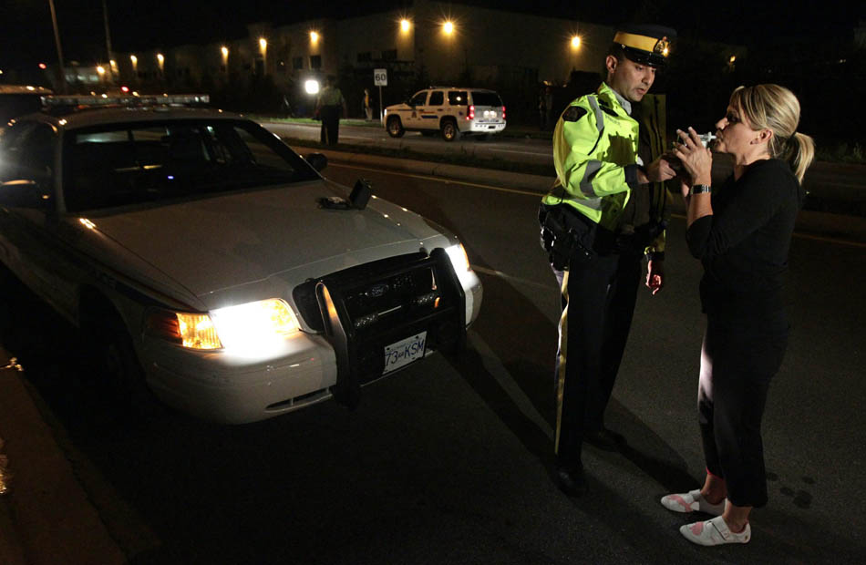 The man was driving on Highway 3 in Essex County at around 10 a.m.. Police don’t know where he was headed but he stopped, pulled over to the side of the road, and called the cops to turn himself in.