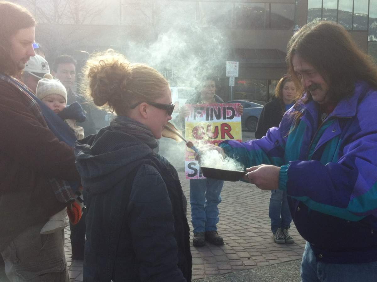 Kelowna march remembers missing women - image