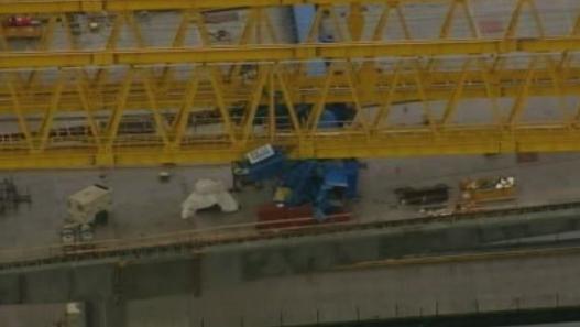 UPDATE: Crane collapses on the new Port Mann bridge - image