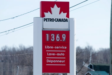 Some Petro-Canada stations in Prairies running dry - image