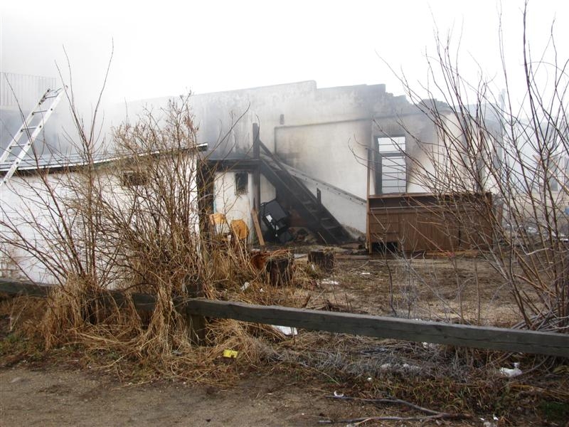 Melville hotel burns down for second time - image