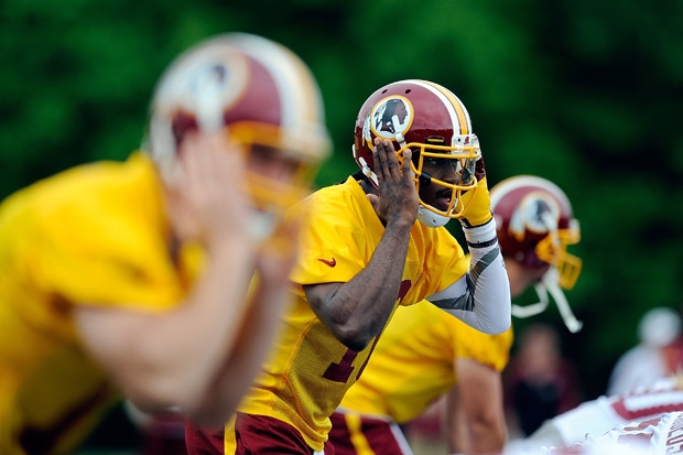 Study finds NFL athletes live longer lives than average men - image