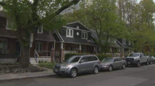 Developer pressuring home owners near Yonge and Eglinton say residents - image