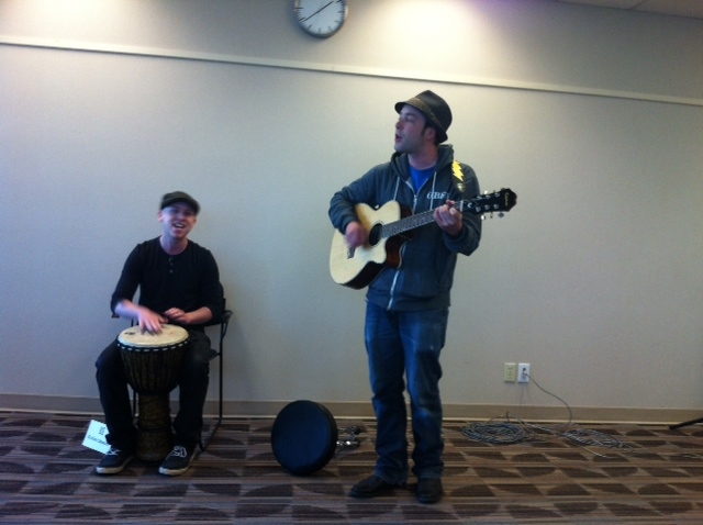 TransLink names 11 new busking acts set to serenade SkyTrain riders - image