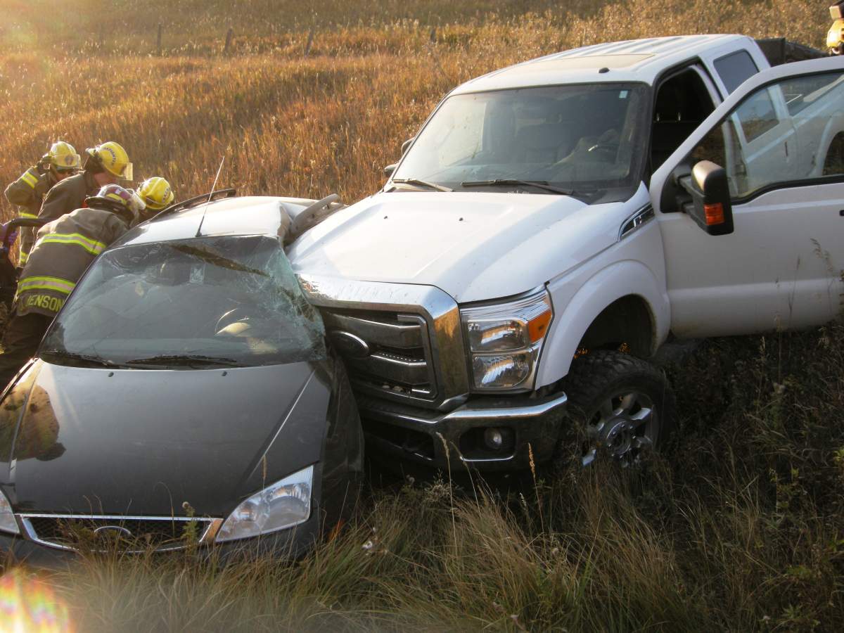 UPDATE: Charges laid after Airdrie crash; victim still in hospital - image