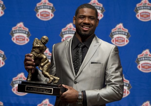 Winnipeg Blue Bombers bring back Chris Matthews - image