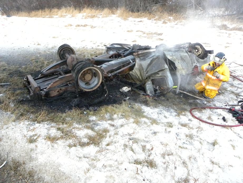 Fort Saskatchewan man charged with impaired driving following fatal rollover on Highway 63 - image