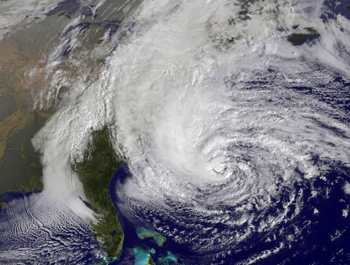 What Canadians need to know about Hurricane Sandy - image