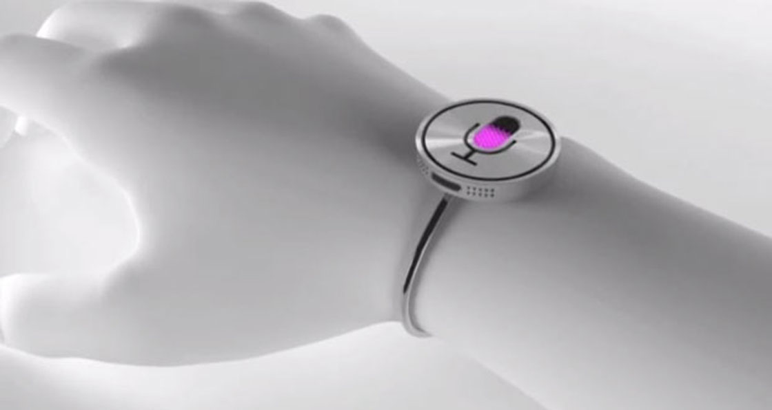 Apple has 100 product designers working on iWatch: report - image