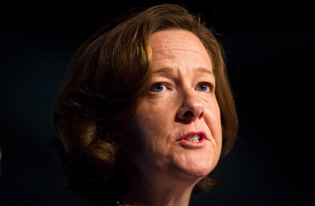 Redford clarifies: not pushing feds to impose national carbon tax - image