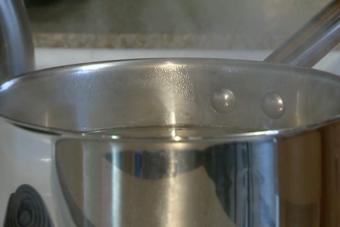 Certain areas of Saskatoon urged to boil their water before ingesting after major water main break early Friday morning.