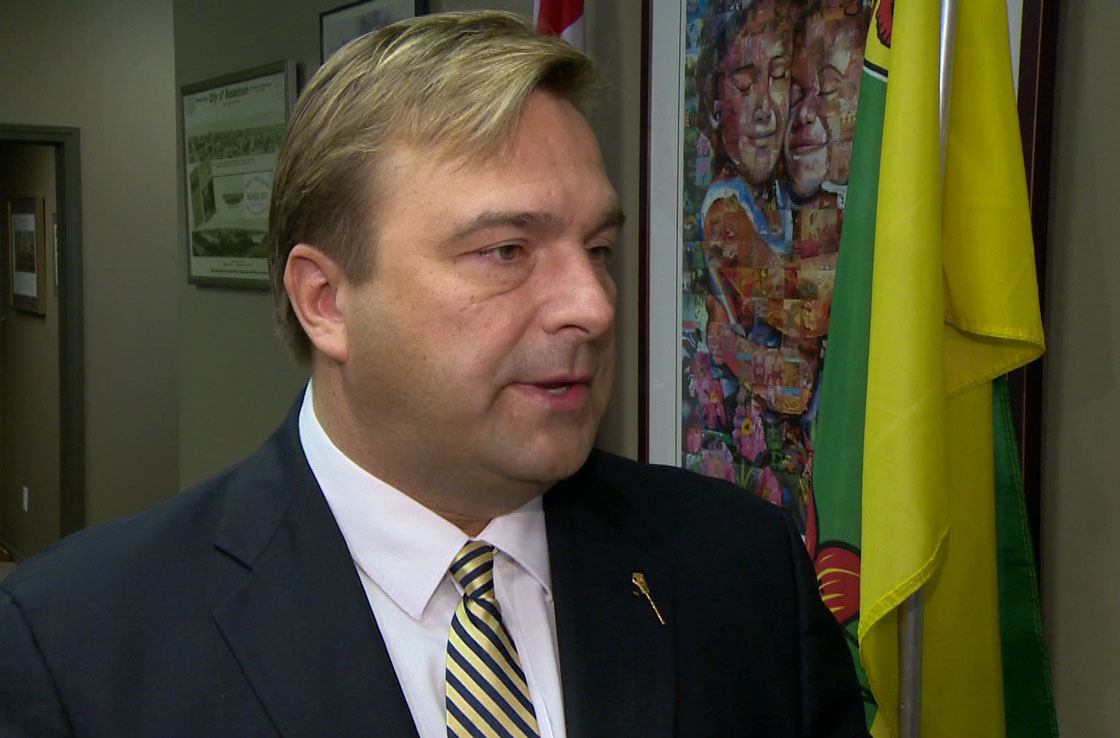 След месеци назад и напред правителството на Саскачеван обяви 250