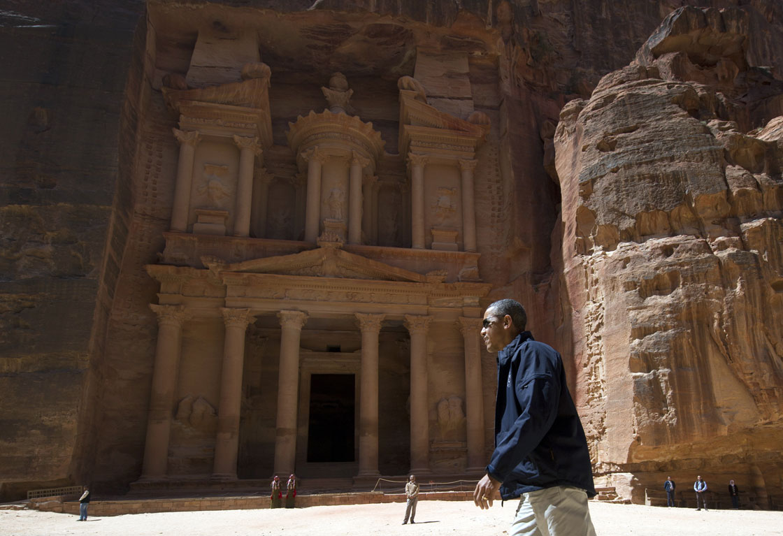 US President Barack Obama tours the Treasury Building at the ancient city of Petra, in Jordan, on March 23, 2013. Obama arrived in Jordan on March 22, on the last leg of a Middle East tour after challenging Israelis to embrace peace with Palestinians.