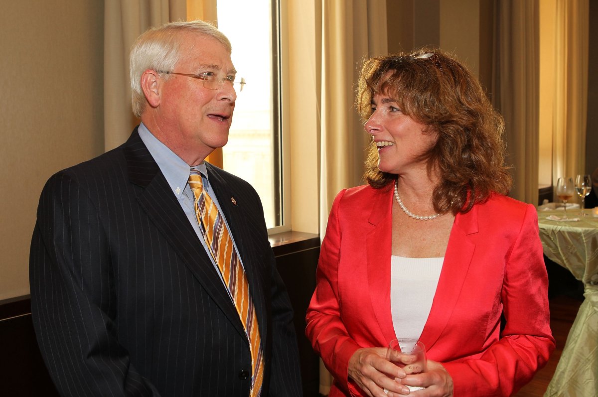Sen. Roger Wicker (pictured above, with Deb Derrick, President of Friends of the Global Fight) allegedly received an envelope containing the poison ricin. (Paul Morigi/Getty Images) .