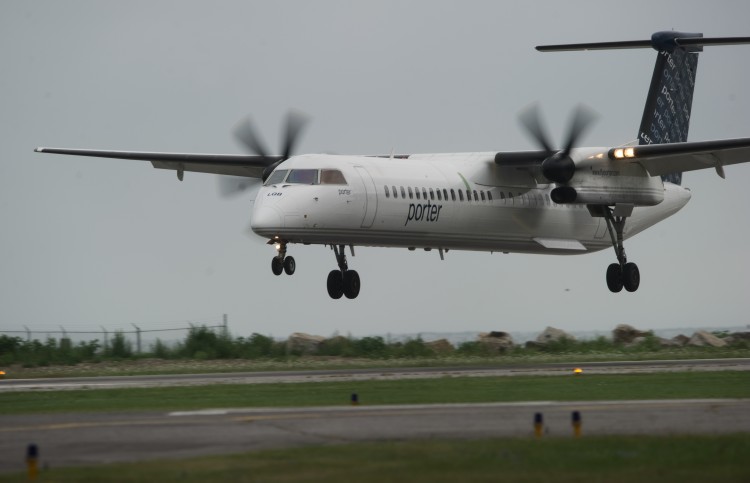 A Q400 lands at Billy Bishop Toronto City Centre Airport. 