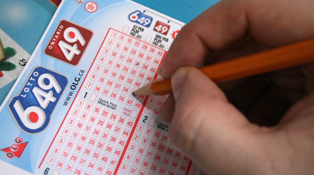 Single winning Lotto 649 ticket worth $12.8 million - image