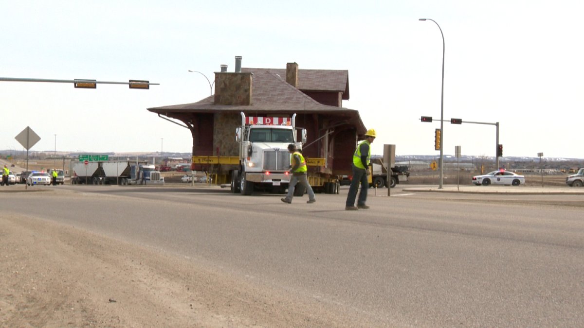 GALLERY Benalto celebrates return of town treasure Globalnews.ca