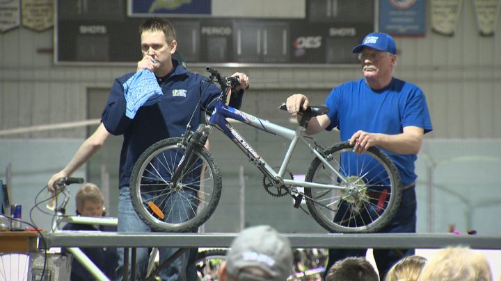 Hundreds of bikes up for auction Winnipeg Globalnews.ca