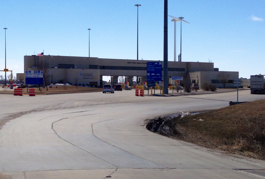 Crossborder shoppers could face new fee at the border Winnipeg Globalnews.ca