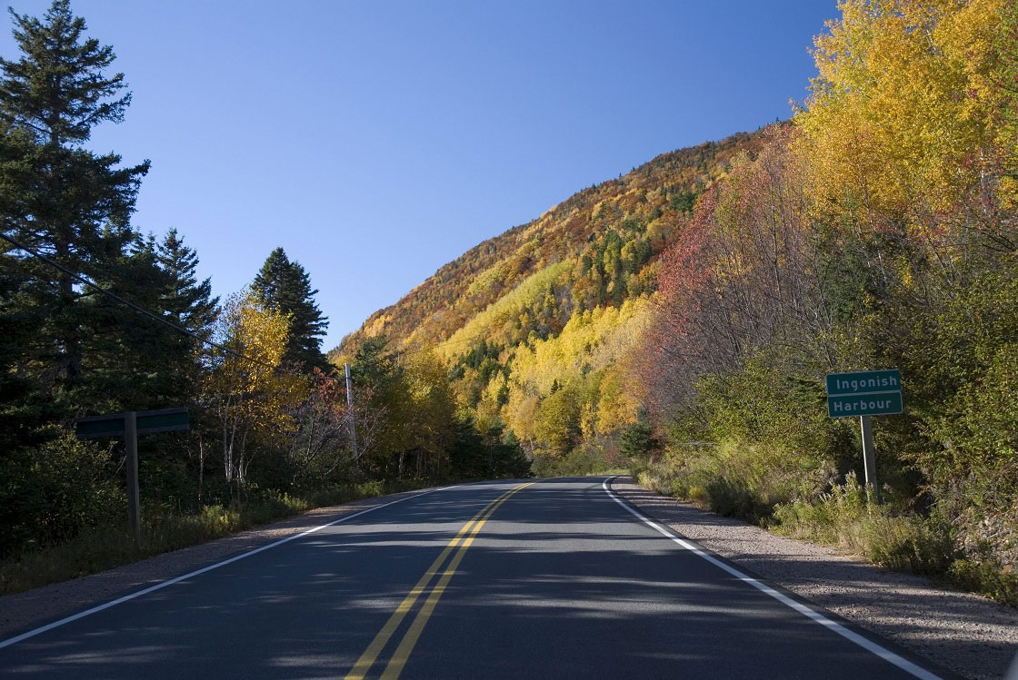File: The Cabot Trail highway in the fall at Ingonish Harbour, Nova Scotia.