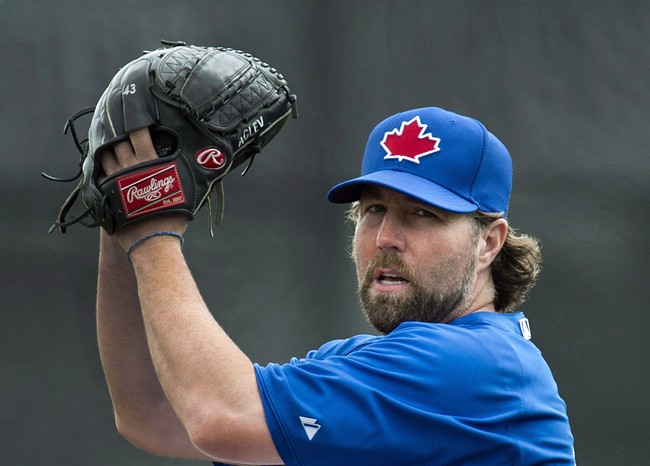 Toronto Blue Jays: Is This the End for R.A. Dickey?