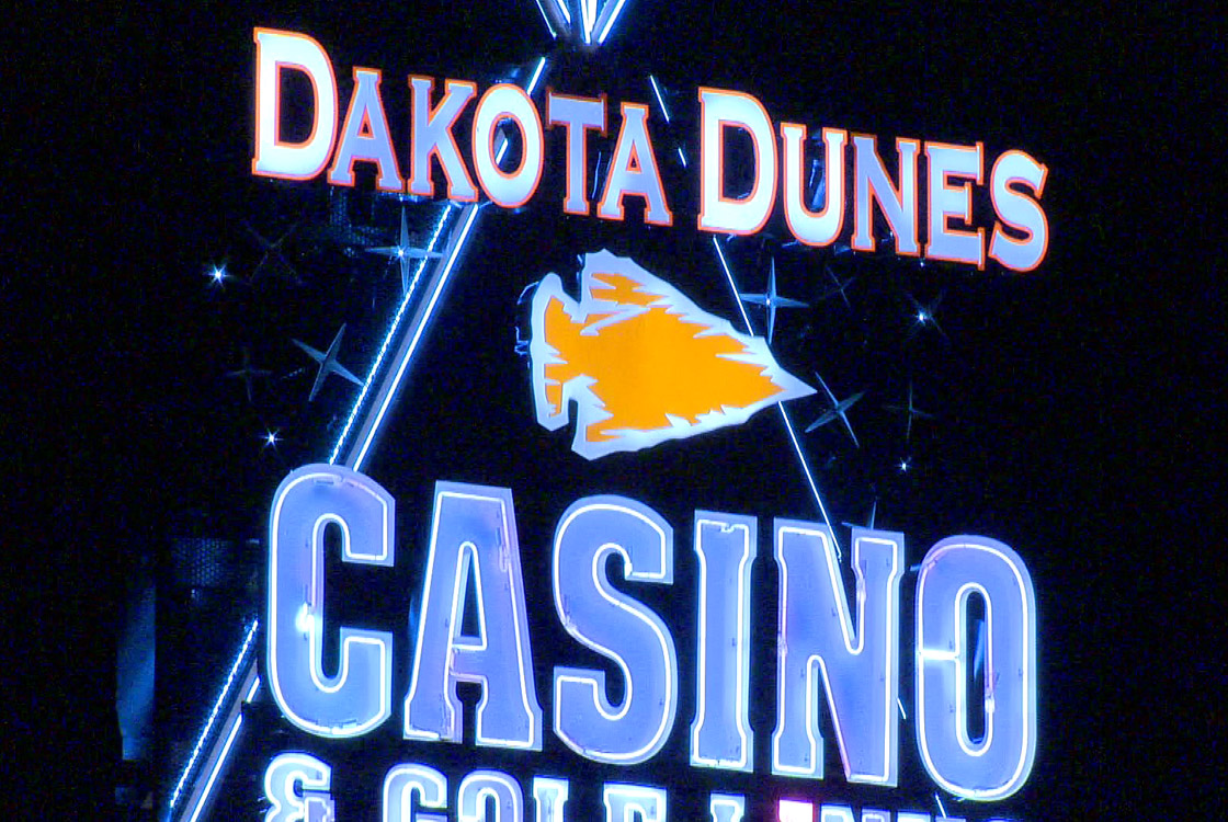 Man charged with uttering threats after Dakota Dunes Casino evacuated Saturday evening following bomb threat.