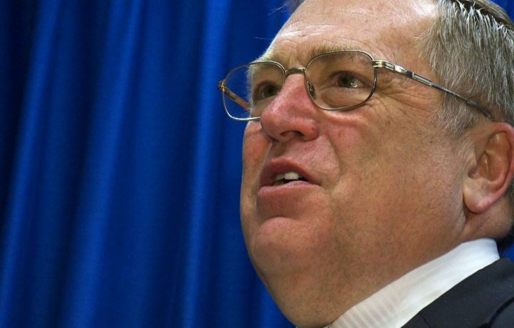 Mayor Don Atchison heads to China to lure potential investors back to Saskatoon.