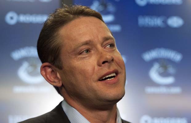 Canucks’ ‘Russian Rocket’ Pavel Bure back in town, but not for jersey retirement - image