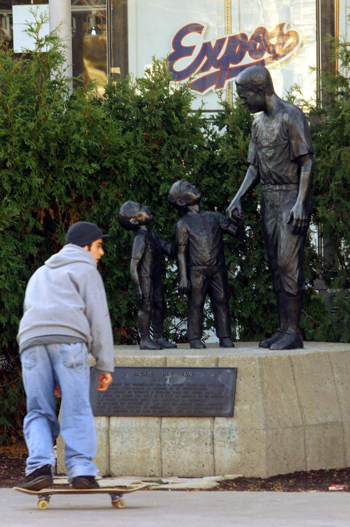 Jackie Robinson statue in Montreal