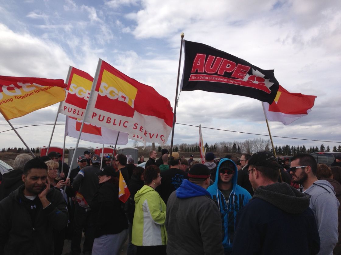 SGEU members are a rally outside the Edmonton remand centre in April, 2013.