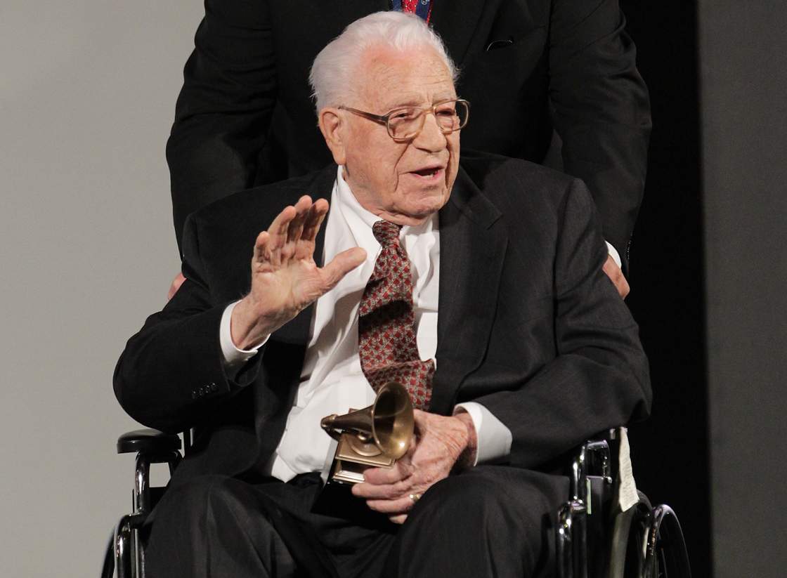 George Beverly Shea receives a Lifetime Achievement Grammy in 2011.