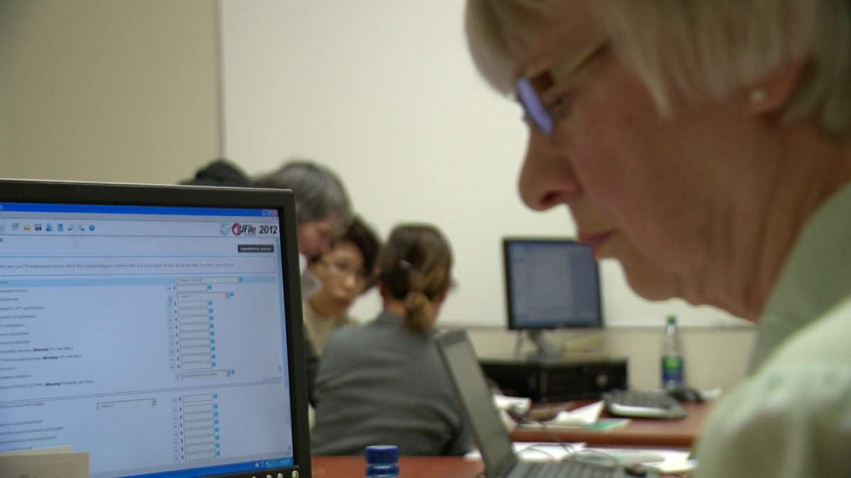 Volunteers are helping low income Reginans file their taxes.