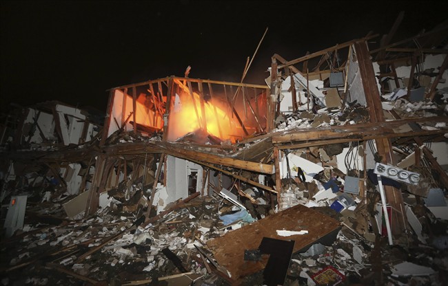 Crews seek survivors, bodies after Texas blast - image