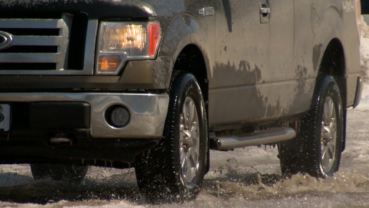 Regina drivers forced to puddle jump - image