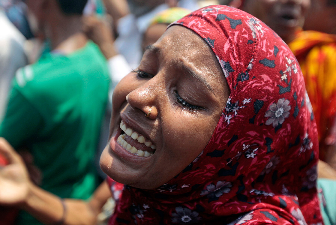 Gallery: Bangladesh Holds Mass Prayer At Site Of Building Collapse ...