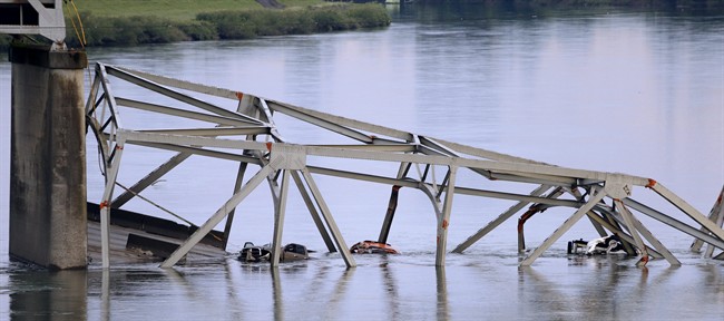 Officials Considering Using A Bailey Bridge As A Temporary Fix For I-5 