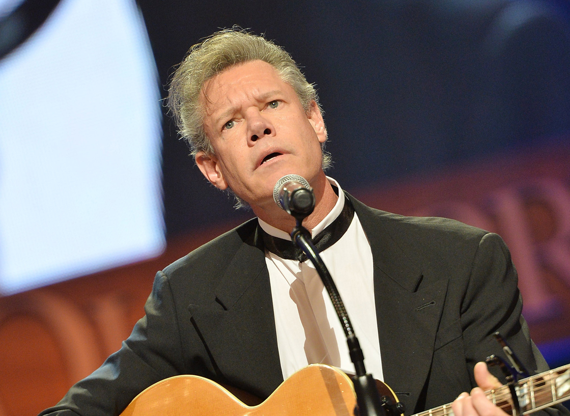 Randy Travis is alleged to have cheated on his wife with his dentist’s wife. (Getty Images)