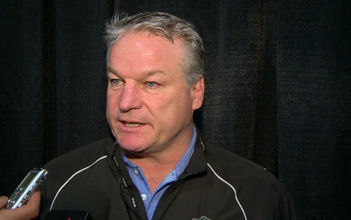 Dale Hunter looking to keep Knights alive with tiebreaker win at 2013 Memorial Cup.