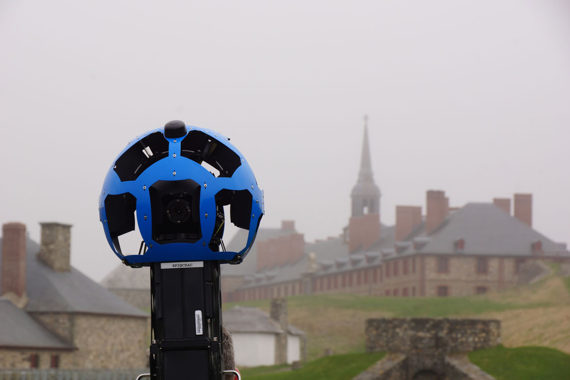 A Google Canada employee wearing the Trekker walks through the battlements at the Fortress of Louisbourg. 