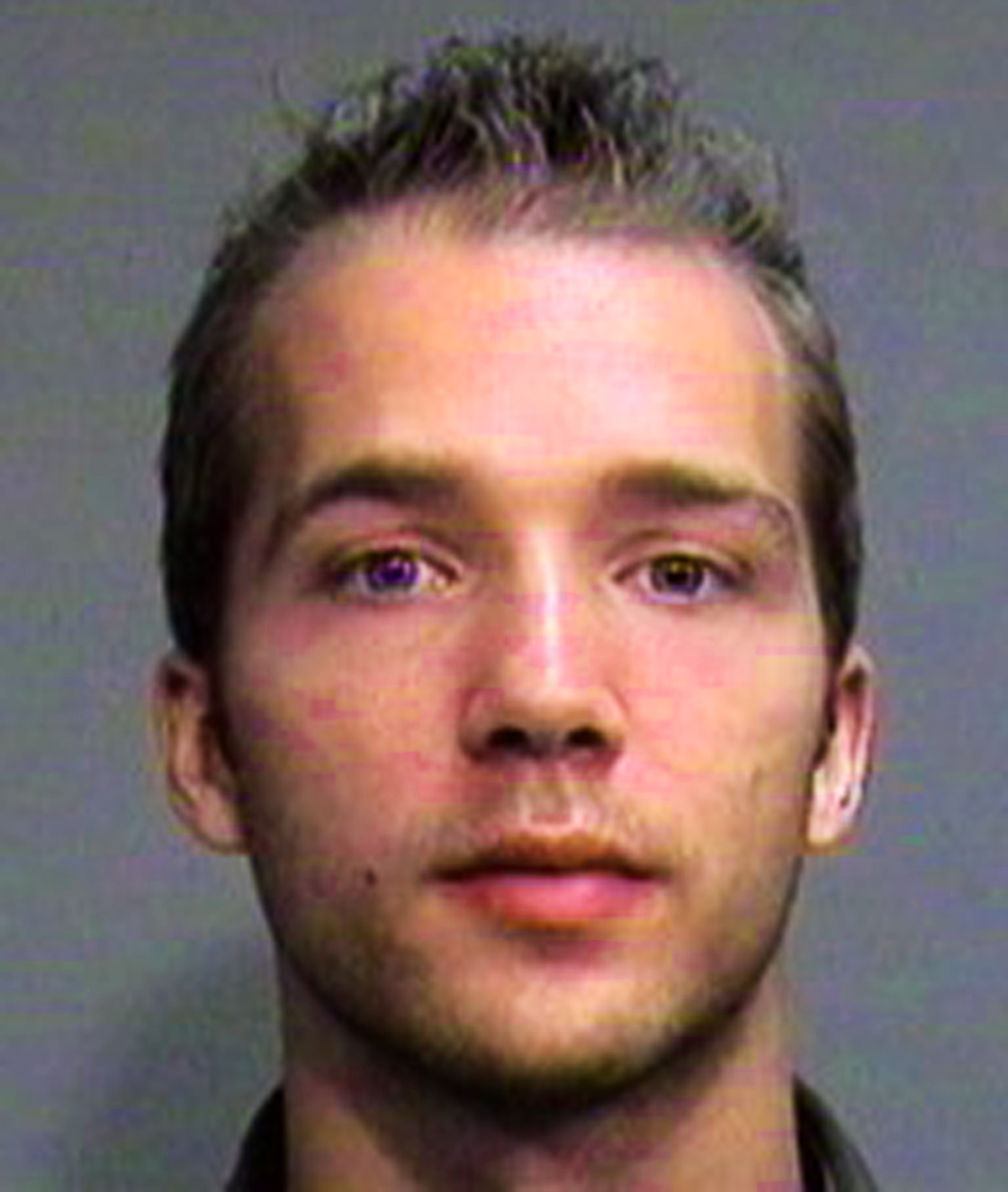 Jason Hartlen wanted after more Saskatoon renters scammed out of thousands of dollars via Kijiji. (Saskatoon Police Service / Supplied)