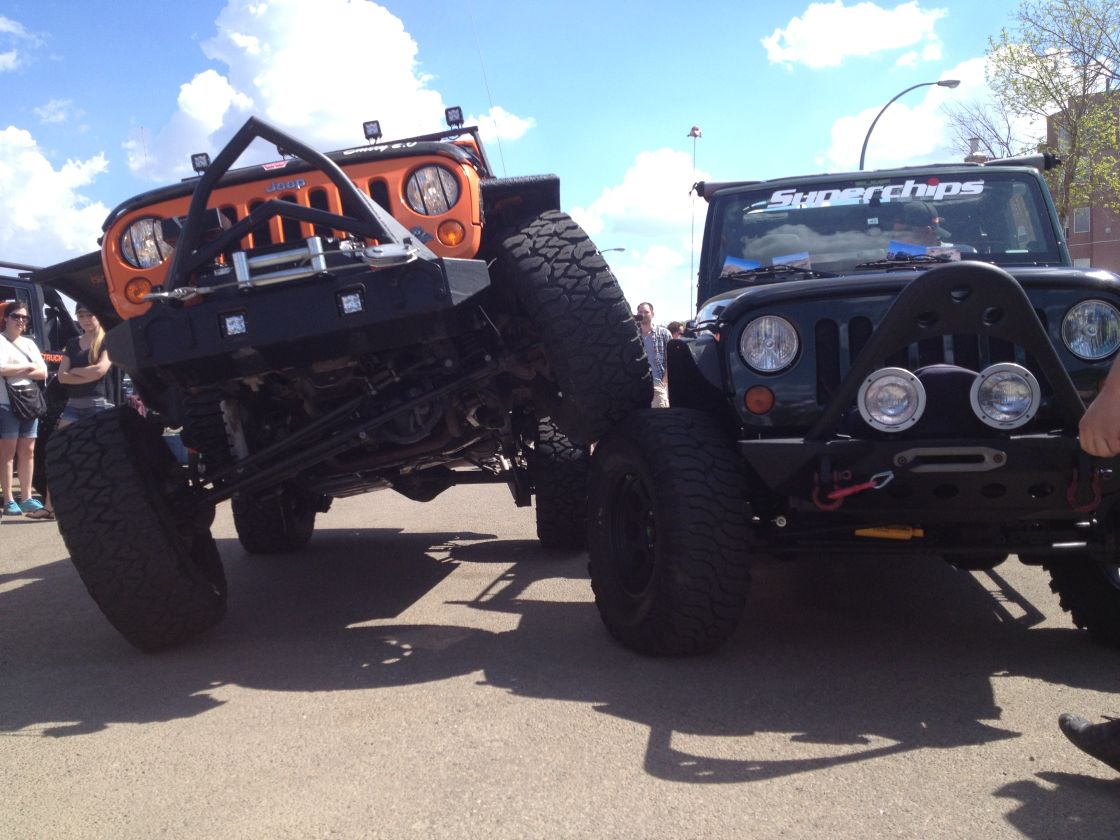 Woman killed at Jeep show in Oliver Square - image