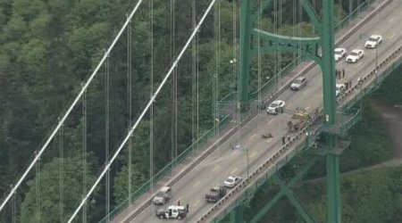 Lions Gate bridge shut down after deadly crash - BC | Globalnews.ca